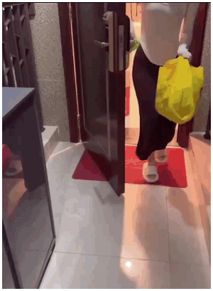 绮里嘉AV剧情小厨娘 完整版